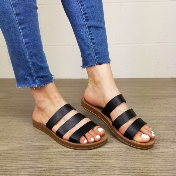 Faux Leather Sandals Flexible Soles for Comfort - Picture 4 of 8